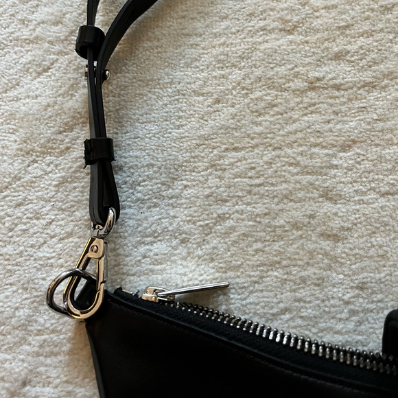 COS crossbody leather bag - Picture 6 of 7